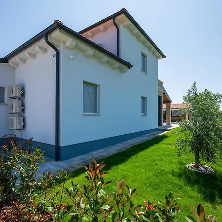 5 Bedroom In Vidulini