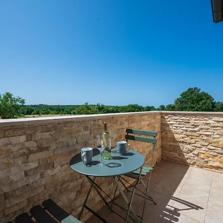 Σπίτι διακοπών 5 Bedroom In