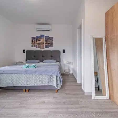 5 Bedroom In Σπίτι διακοπών