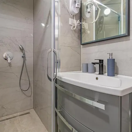 5 Bedroom In Vidulini