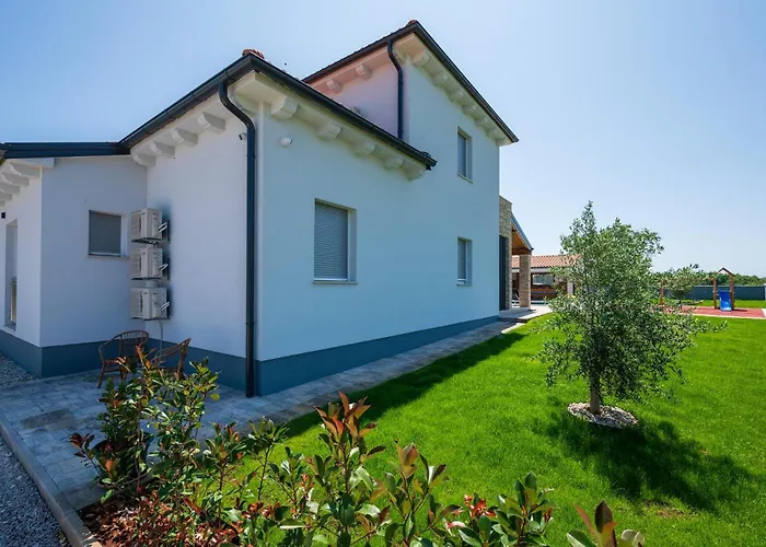 5 Bedroom In Vidulini