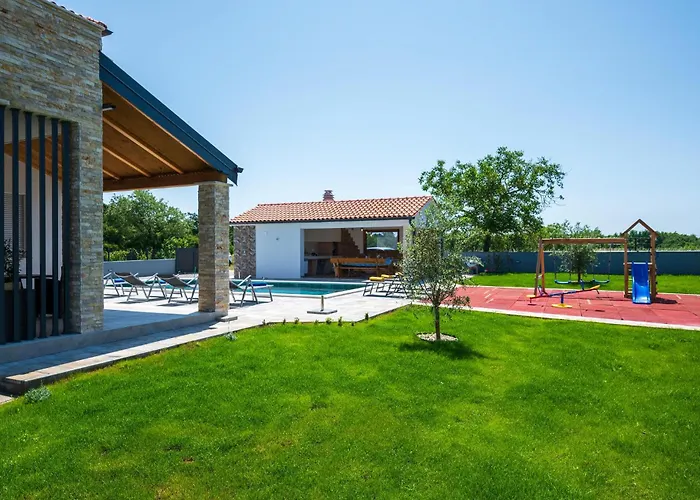 5 Bedroom In Semesterbostad