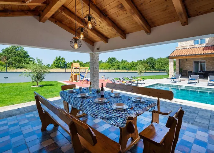 5 Bedroom In Vidulini