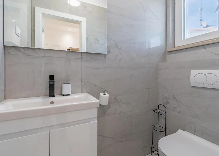 Feriehus 5 Bedroom In Vidulini