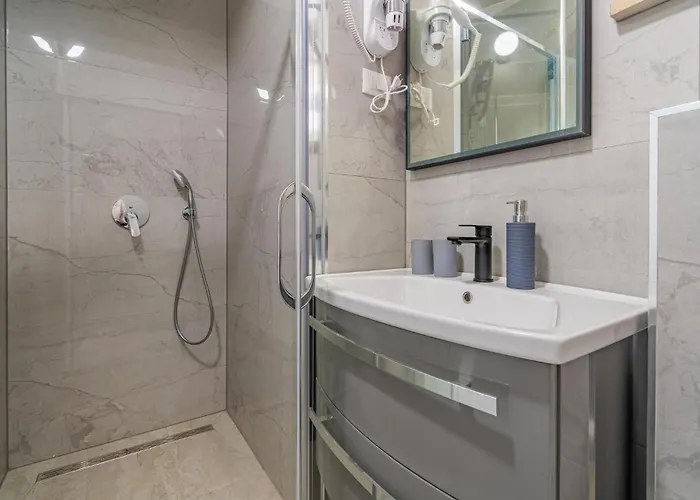 5 Bedroom In Vidulini