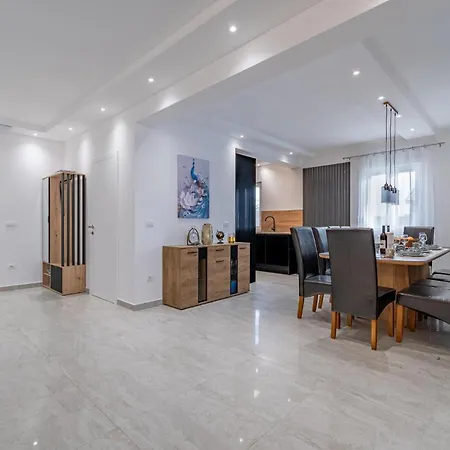 5 Bedroom In Dom wakacyjny