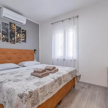 5 Bedroom In Vidulini
