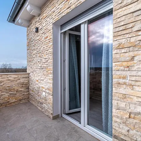 5 Bedroom In Vidulini